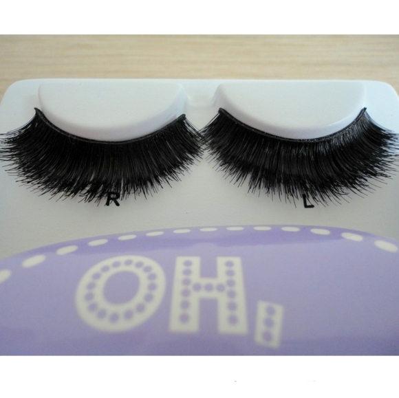 RARE Katy Perry "Oh, My!" Strip Lashes w/adhesive - Picture 2 of 5